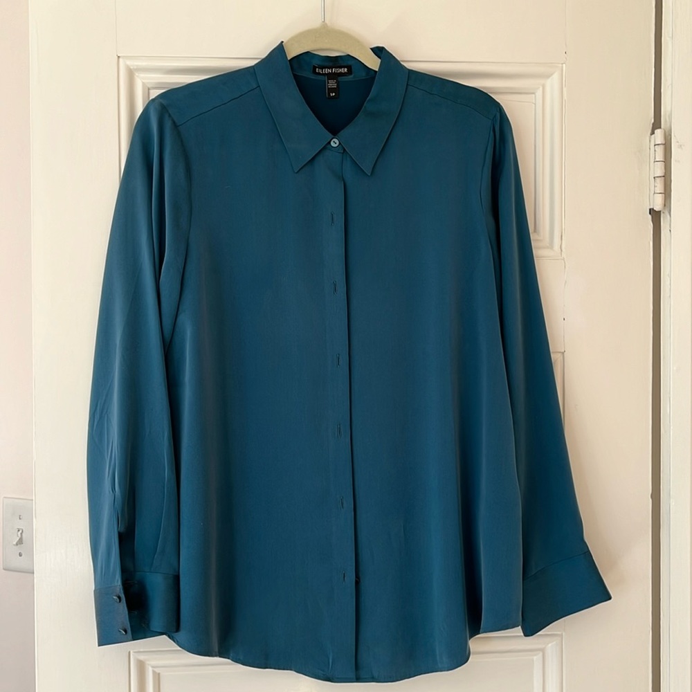 ⭐️ Teal Eileen Fisher Luxe Silk Button-Down Shirt / Blouse Small⭐️ Green / Blue